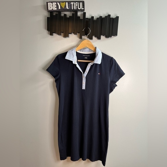 TOMMY Hilfiger V-neck Polo Dress Size Medium, T-Shirt Dress Short Sleeve Casual - Picture 1 of 11